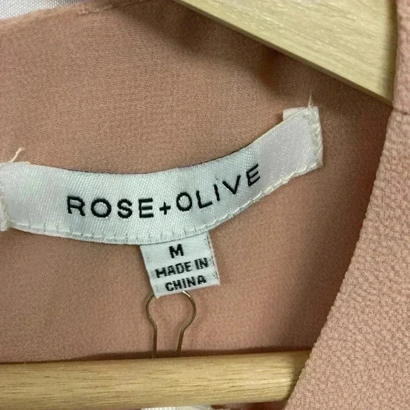 Rose + olive top - Picture 2 of 4